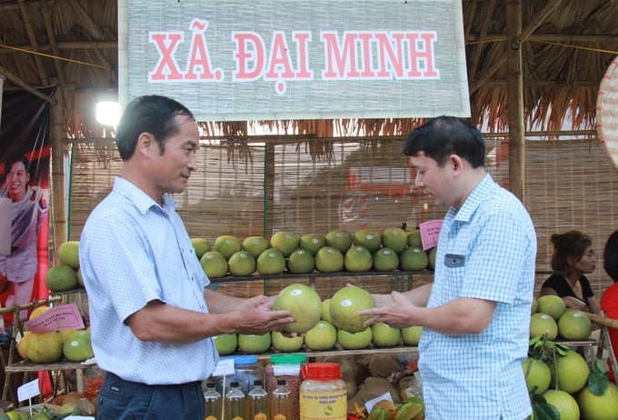 Huyện Yên Bình đã xây dựng được 2 sản phẩm OCOP từ đặc sản bưởi Đại Minh. Ảnh: Thanh Tiến.