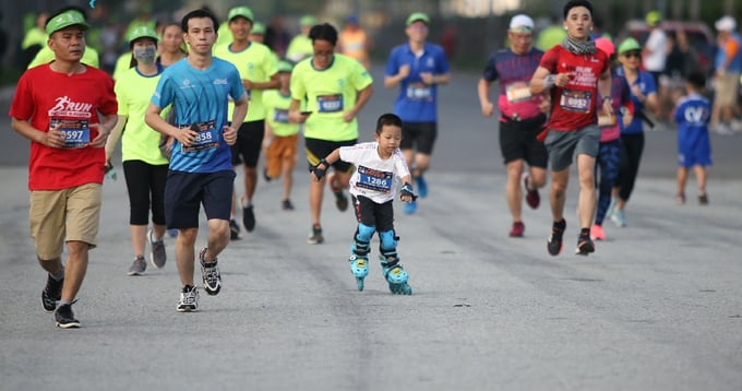 Giải chạy bộ 'Hành trình về đất lửa - Quảng Trị Marathon năm 2024' sẽ thu hút từ 2.000 - 3.000 vận động viên tham gia, tạo nên một sự kiện thể thao có ý nghĩa. 