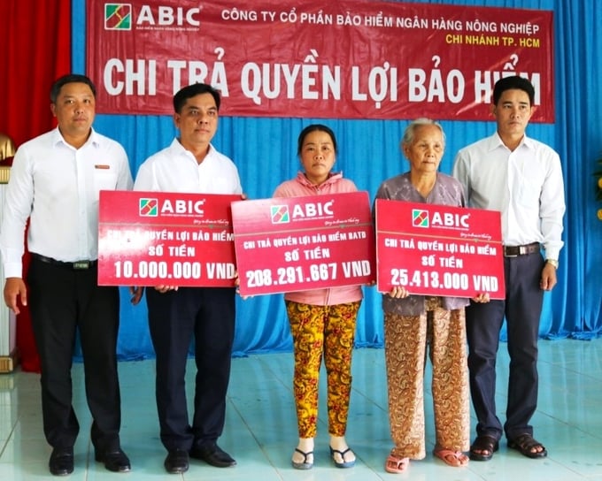 Những khoản hỗ trợ từ Bảo hiểm Agribank đã tiếp thêm động lực cho nhiều gia đình vượt qua khó khăn. Ảnh: ABIC.