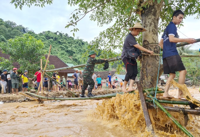 Nghệ An thường xuyên gánh chịu thiên tai, điều này vô hình trung gây nên muôn vàn áp lực cho các nhà máy thủy điện đóng trên địa bàn. Ảnh: An Nhiên.