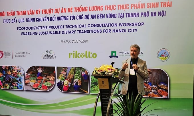 GS Charles Spillane, Giám đốc Viện Ryan, Trưởng Dự án EcoFoodSystems.