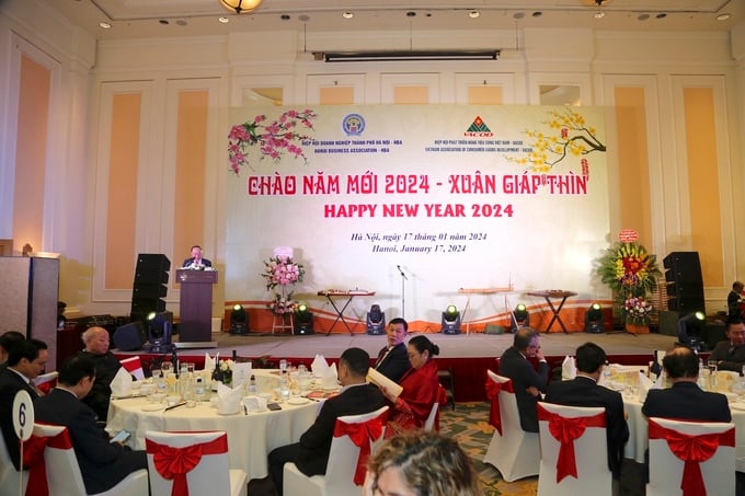 'Gặp mặt Đối ngoại chào năm mới 2024 – Xuân Giáp Thìn' là dịp những nét văn hóa truyền thống dân tộc đặc sắc có cơ hội lan toả đến bạn bè thế giới.